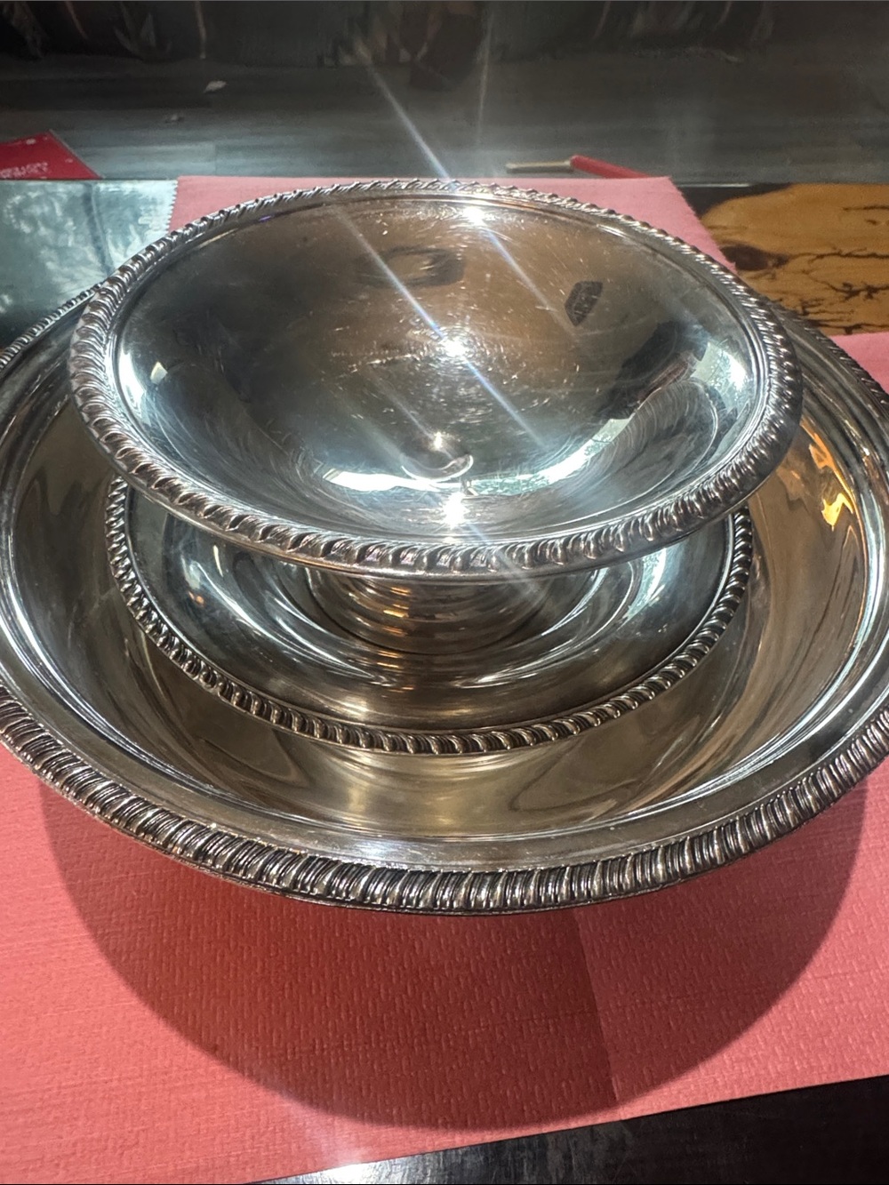 Set of 3 Classic Silver-Tone Decorative Serving Bowl - Polished Finish - Picture 8 of 10